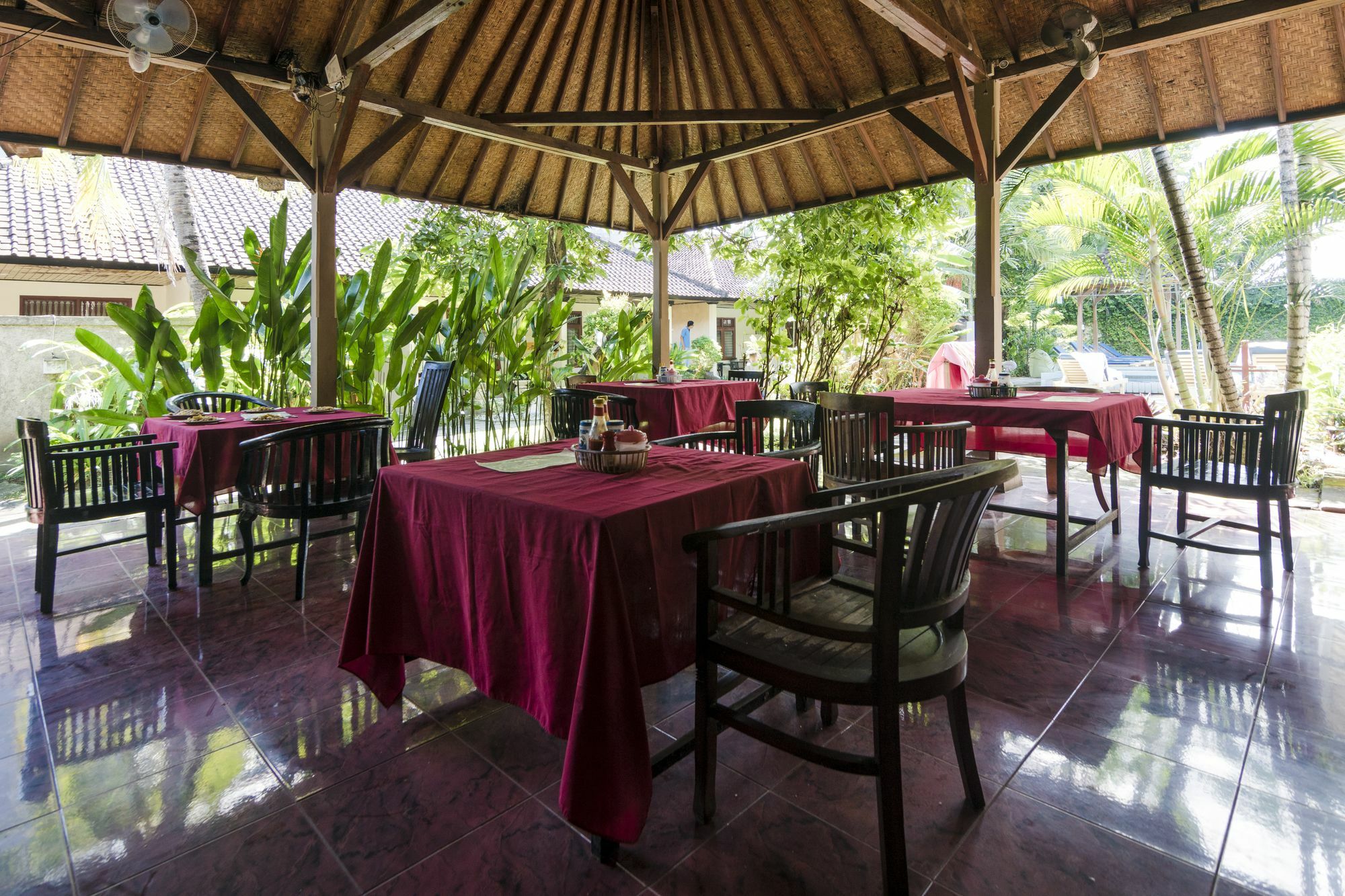 Hotel Reddoorz @ Poppies Lane 1 Kuta Lombok Zewnętrze zdjęcie